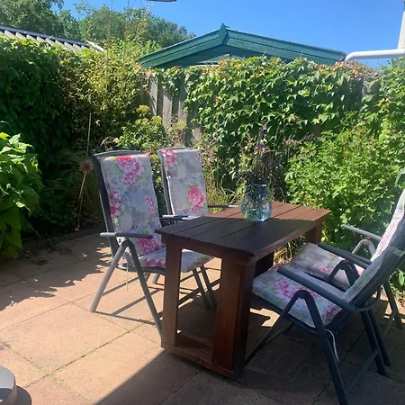 Holiday home N 9strandnahes, Hunde-familienfreundliches *