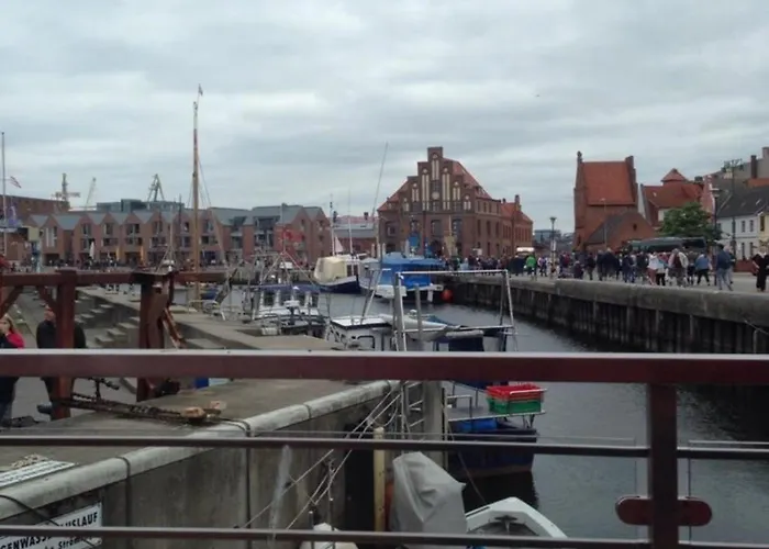 N 9strandnahes, Hunde-familienfreundliches Ferienhaus