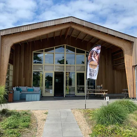 N 9strandnahes, Hunde-familienfreundliches Holiday home Callantsoog